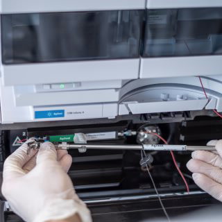 AdvanceBio 肽谱分析反相 HPLC 色谱柱